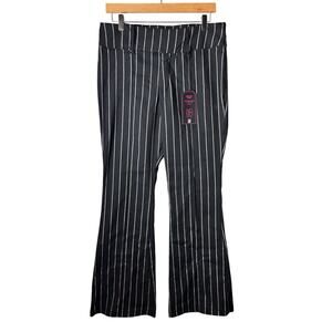 NWT No Boundaries Y2K Flared Leg Pinstripe Black Trousers Pants Women’s 11/13